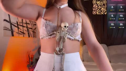 bby Mary online show from 10/28/25, 04:49