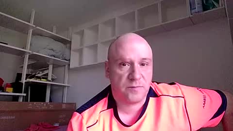 Snapshot of bcn82red chatting on 06/08/26, 10:59 BCN82Red online show from 06/08/26, 10:59
