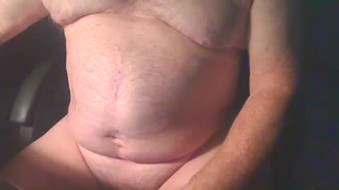 Snapshot of bcstexxx chatting on 11/11/25, 03:01 bcstexxx online show from 11/11/25, 03:01