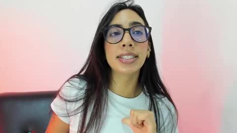 daniela villamizar online show from 12/02/24, 01:35