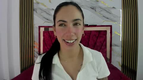 Snapshot of bdanevil chatting on 10/21/25, 02:07 daniela villamizar online show from 10/21/25, 02:07