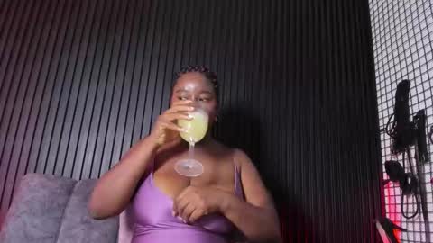Snapshot of bdsm_ebony chatting on 03/22/26, 02:59 Tanisha online show from 03/22/26, 02:59