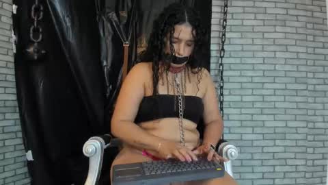 Snapshot of bdsm_meduza chatting on 10/07/25, 12:35 Meduza  online show from 10/07/25, 12:35