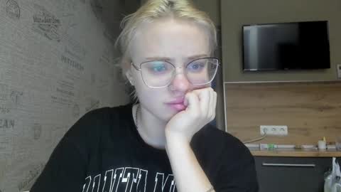 Summer BABY online show from 12/16/24, 02:27