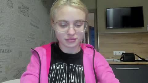 Summer BABY online show from 12/16/24, 05:33