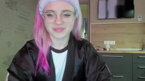 Summer BABY online show from 01/09/25, 01:24