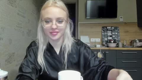 Summer BABY online show from 01/23/25, 05:10