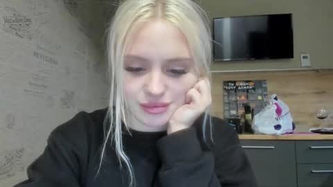 Summer BABY online show from 02/13/25, 04:39