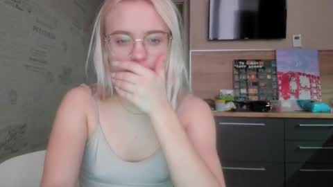 Summer BABY online show from 02/23/25, 01:21