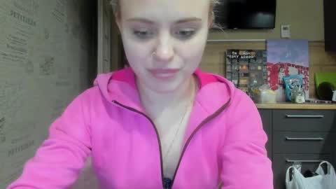 Summer BABY online show from 02/27/25, 05:15