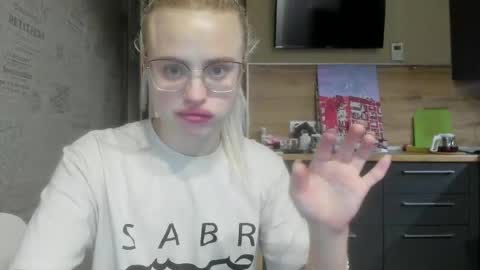 Summer BABY online show from 03/02/25, 03:48