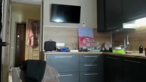 Summer BABY online show from 03/06/25, 04:38