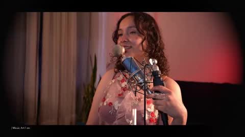 Snapshot of be_lov chatting on 10/15/25, 08:31 Call me Bells Next Stream on Wednesday Feb 26 online show from 10/15/25, 08:31