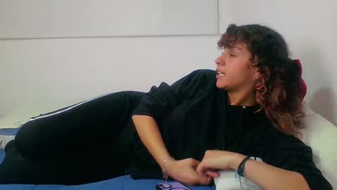Sara  Juan online show from 12/18/24, 02:32