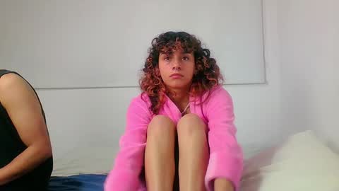 Sara  Juan online show from 12/18/24, 06:21