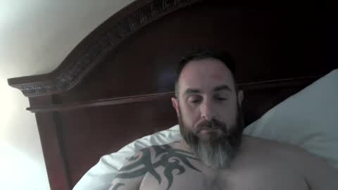 Snapshot of beachcowgirl chatting on 09/18/25, 04:53 beachcowgirl online show from 09/18/25, 04:53