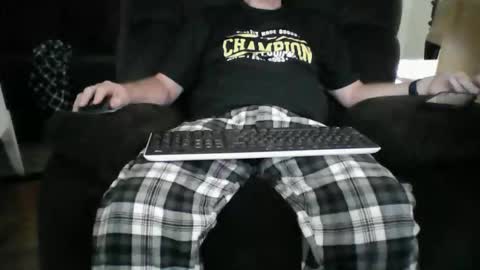beachguy38 online show from 04/25/26, 01:36