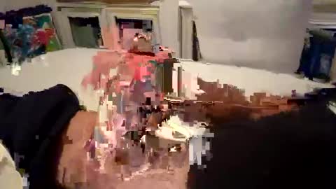 Snapshot of beachguy469 chatting on 12/03/24, 07:10 BeachGuy online show from 12/03/24, 07:10