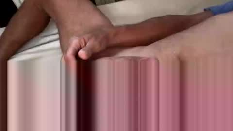 Snapshot of beachguy469 chatting on 10/28/25, 02:53 BeachGuy online show from 10/28/25, 02:53