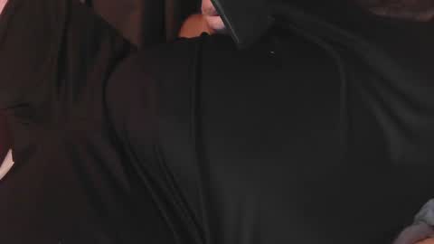 Snapshot of bear_man_oi chatting on 02/05/25, 02:59 bear_man_oi online show from 02/05/25, 02:59