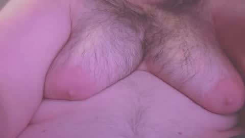 Snapshot of bear_man_oi chatting on 09/13/25, 02:17 bear_man_oi online show from 09/13/25, 02:17
