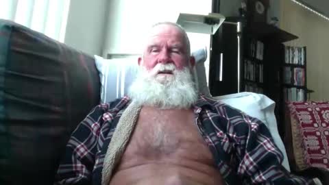beardbushy online show from 05/17/26, 03:41