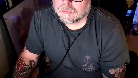 BeardedTrouble online show from 11/03/25, 03:41