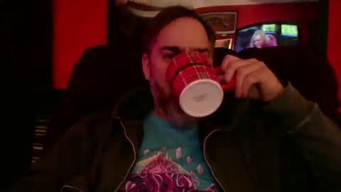 Snapshot of beardedambition chatting on 11/21/25, 03:00 beardedambition online show from 11/21/25, 03:00