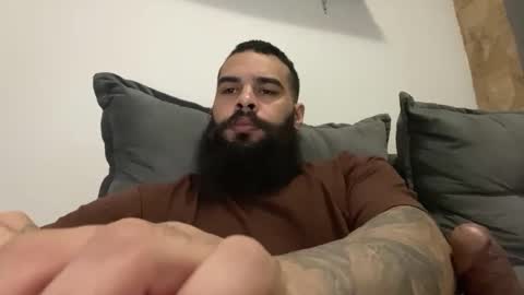Snapshot of beardmax chatting on 03/22/26, 12:14 Min online show from 03/22/26, 12:14