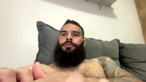 Snapshot of beardmax chatting on 04/13/26, 11:32 Min online show from 04/13/26, 11:32