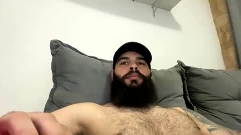 Snapshot of beardmax chatting on 05/05/26, 11:13 Min online show from 05/05/26, 11:13