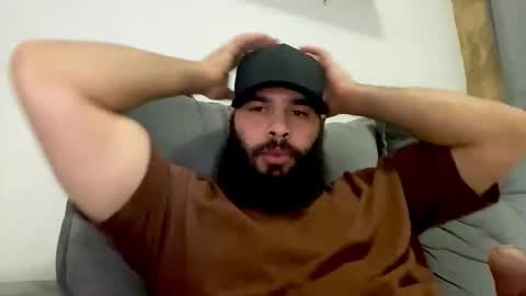 Snapshot of beardmax chatting on 06/01/26, 06:26 Min online show from 06/01/26, 06:26