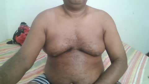 Snapshot of beargryzzly chatting on 12/06/24, 04:03 Grizzly online show from 12/06/24, 04:03