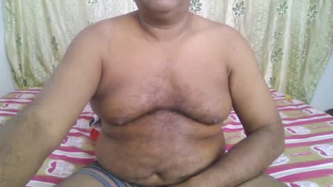 Snapshot of beargryzzly chatting on 12/07/24, 03:04 Grizzly online show from 12/07/24, 03:04