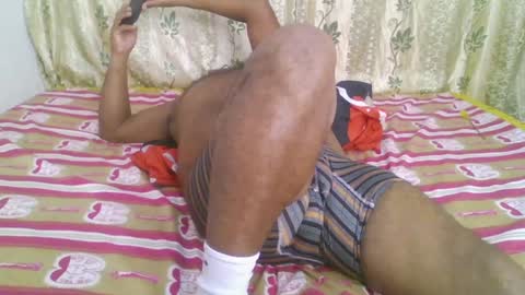 Snapshot of beargryzzly chatting on 12/07/24, 06:10 Grizzly online show from 12/07/24, 06:10