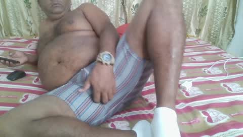 Snapshot of beargryzzly chatting on 12/11/24, 02:30 Grizzly online show from 12/11/24, 02:30