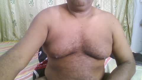 Snapshot of beargryzzly chatting on 12/26/24, 07:16 Grizzly online show from 12/26/24, 07:16