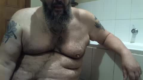 Snapshot of bearsteve75 chatting on 03/09/25, 03:49 bearsteve75 online show from 03/09/25, 03:49