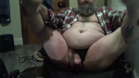 Snapshot of bearsteve75 chatting on 01/18/26, 05:06 bearsteve75 online show from 01/18/26, 05:06