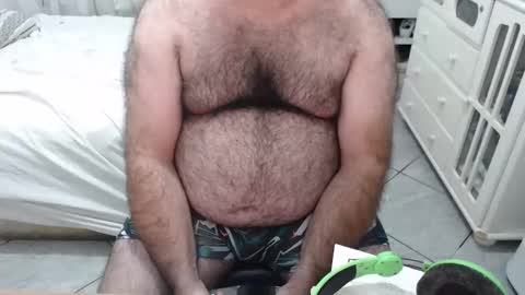 Snapshot of beastbearmg chatting on 09/17/25, 12:45 beastbearmg online show from 09/17/25, 12:45