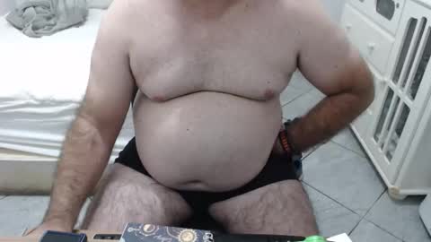 Snapshot of beastbearmg chatting on 09/30/25, 11:54 beastbearmg online show from 09/30/25, 11:54