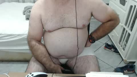 Snapshot of beastbearmg chatting on 10/04/25, 11:25 beastbearmg online show from 10/04/25, 11:25