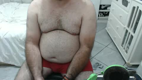 Snapshot of beastbearmg chatting on 10/19/25, 09:48 beastbearmg online show from 10/19/25, 09:48