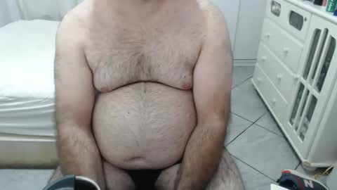 Snapshot of beastbearmg chatting on 10/25/25, 02:08 beastbearmg online show from 10/25/25, 02:08