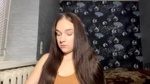 Jasmine online show from 12/05/25, 06:44