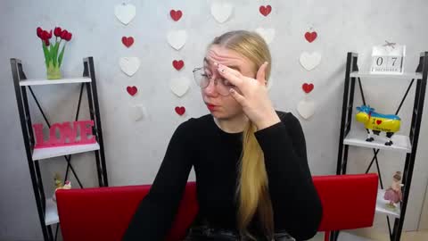 Snapshot of beatriceflyy chatting on 12/07/24, 06:10 BeatriceFlyy online show from 12/07/24, 06:10