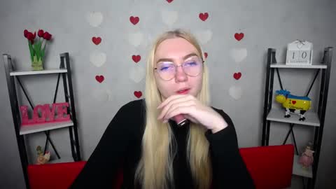 Snapshot of beatriceflyy chatting on 12/11/24, 06:14 BeatriceFlyy online show from 12/11/24, 06:14