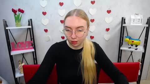 Snapshot of beatriceflyy chatting on 12/12/24, 06:25 BeatriceFlyy online show from 12/12/24, 06:25