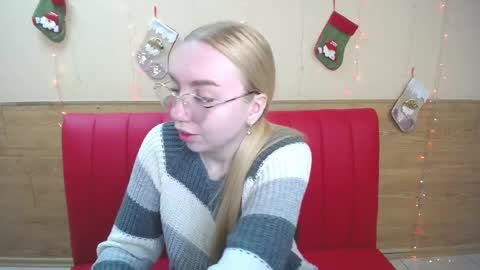 Snapshot of beatriceflyy chatting on 12/28/24, 09:20 BeatriceFlyy online show from 12/28/24, 09:20