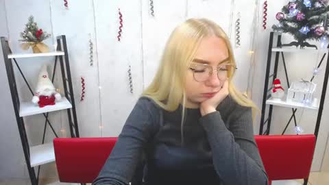 Snapshot of beatriceflyy chatting on 01/11/25, 03:52 BeatriceFlyy online show from 01/11/25, 03:52